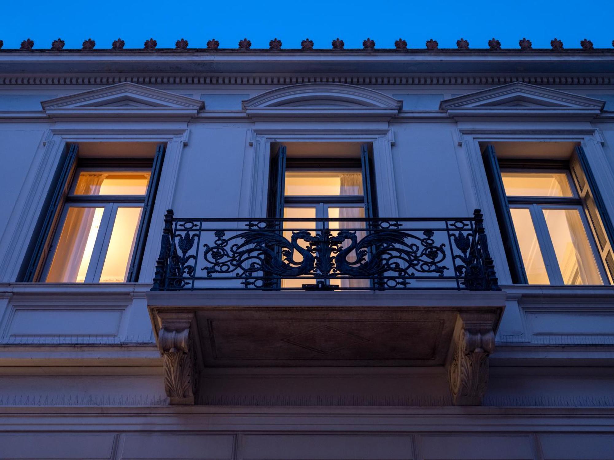 Вілла The White House In Plaka By Jj Hospitality Афіни Екстер'єр фото