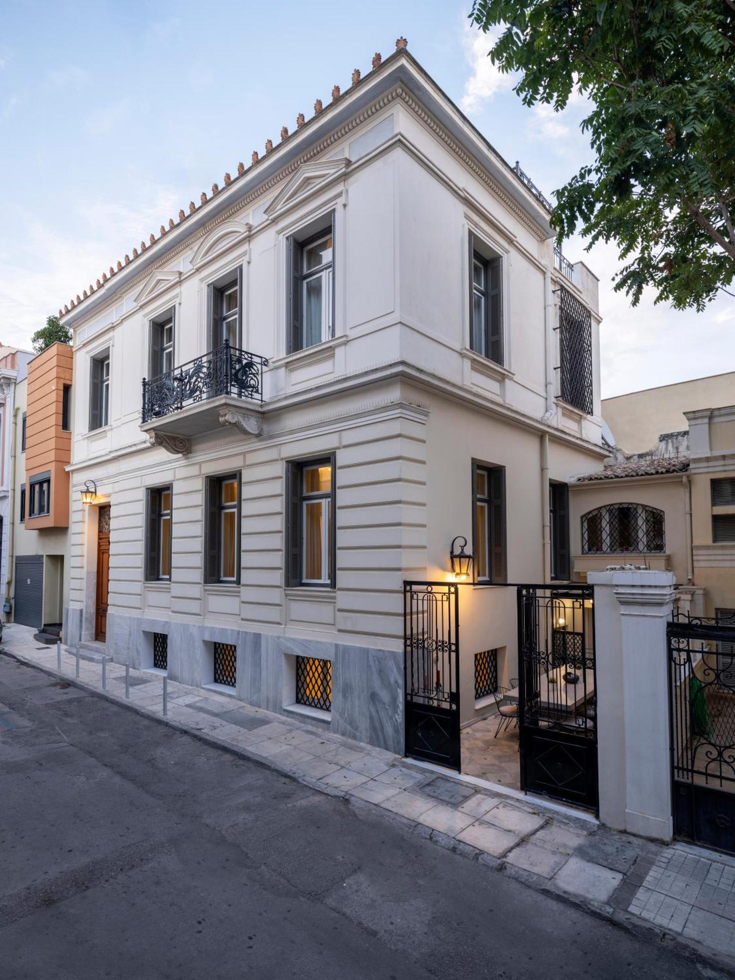 Вілла The White House In Plaka By Jj Hospitality Афіни Екстер'єр фото