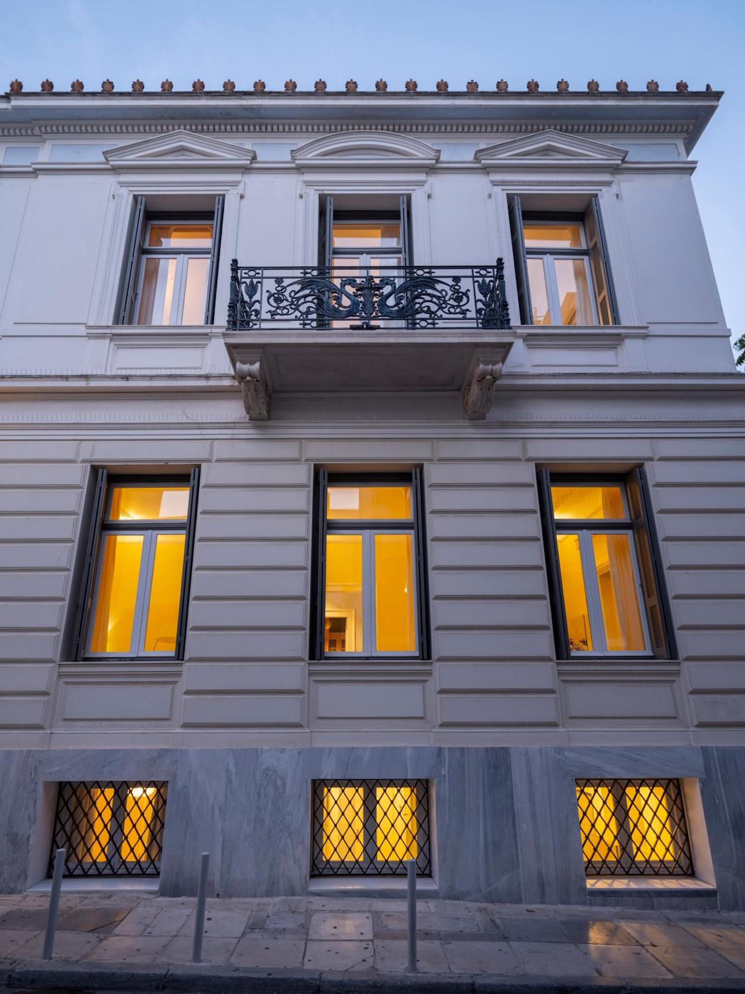 Вілла The White House In Plaka By Jj Hospitality Афіни Екстер'єр фото
